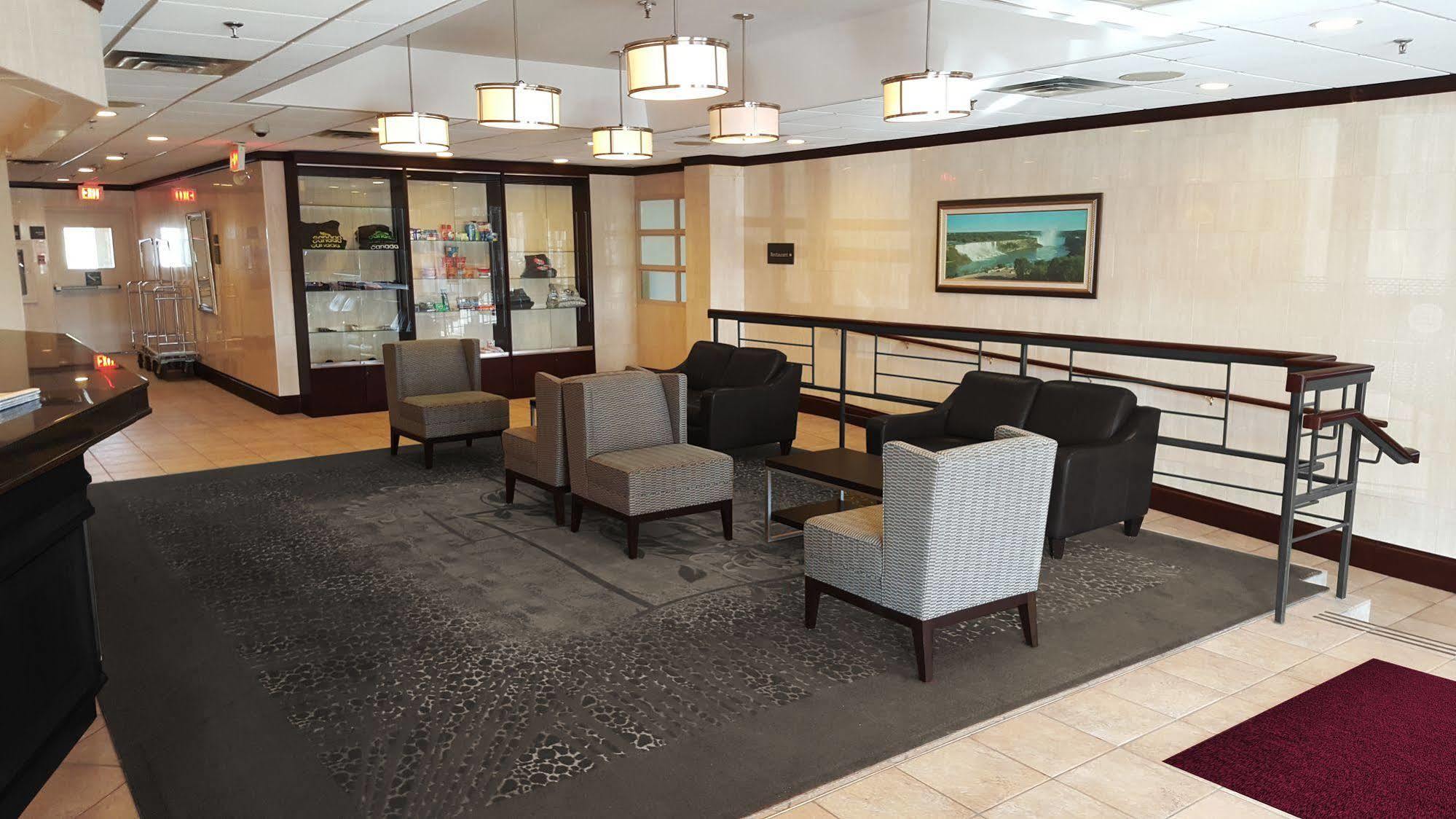 Ramada By Wyndham Niagara Falls By The River Exterior photo