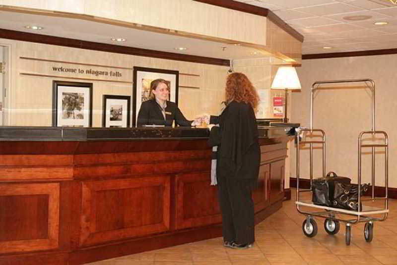 Ramada By Wyndham Niagara Falls By The River Interior photo